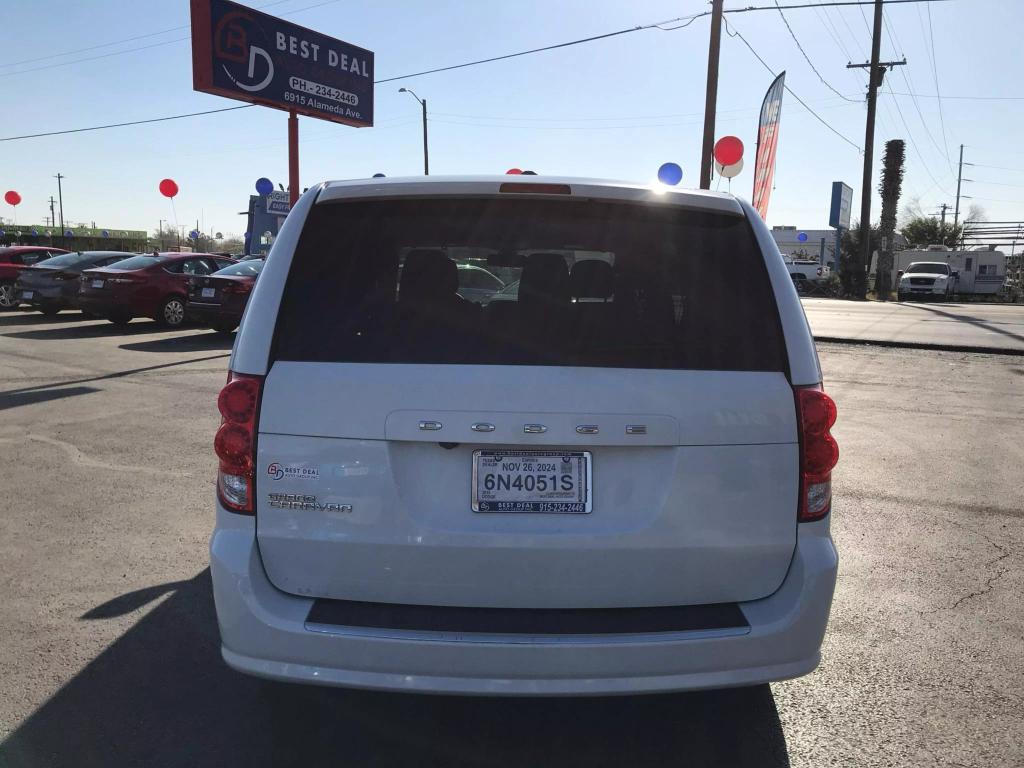 2018 Dodge Grand Caravan SE photo 4