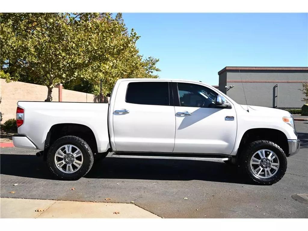 2017 Toyota Tundra 1794 Edition photo 8