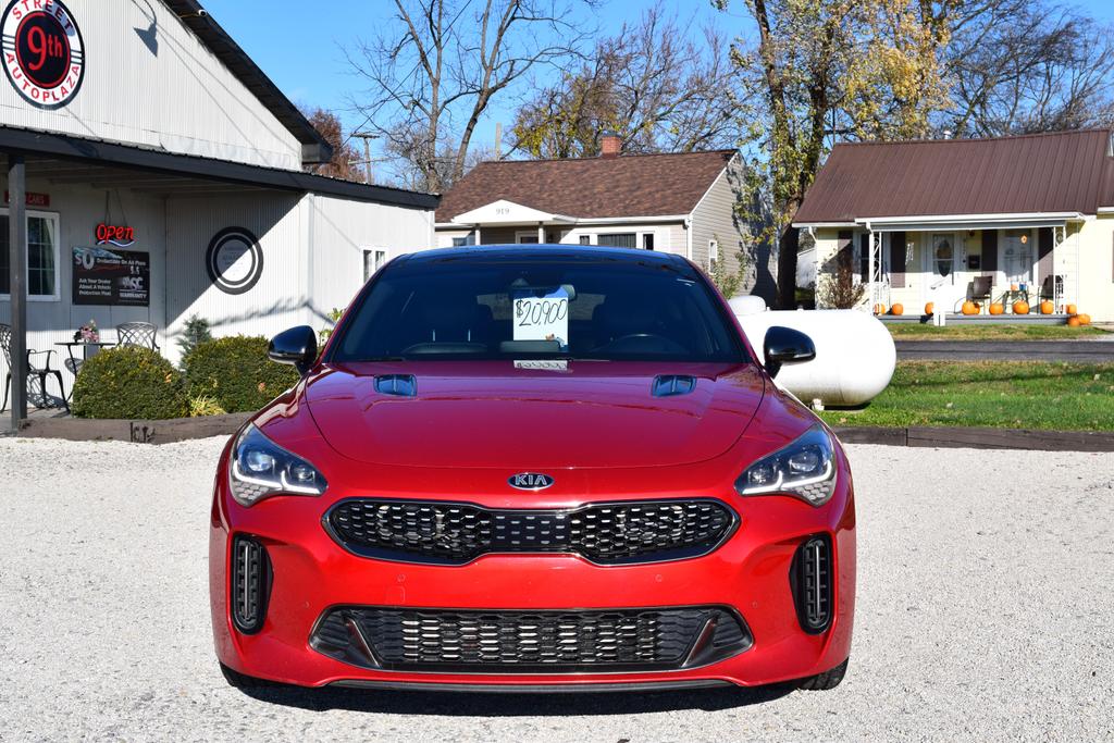 2018 Kia Stinger GT2 photo 2