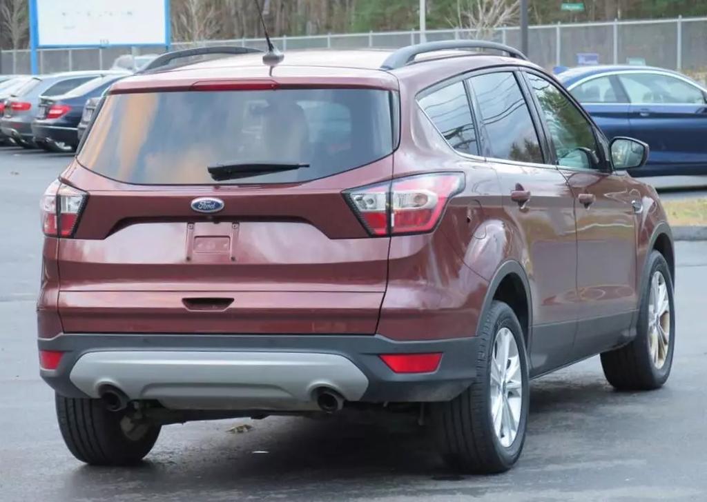 2018 Ford Escape SEL photo 8