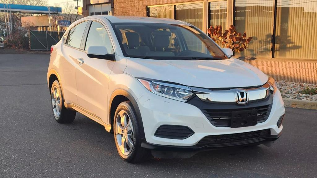 2021 Honda HR-V LX photo 2