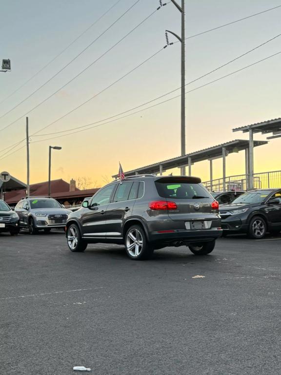 2014 Volkswagen Tiguan S photo 6