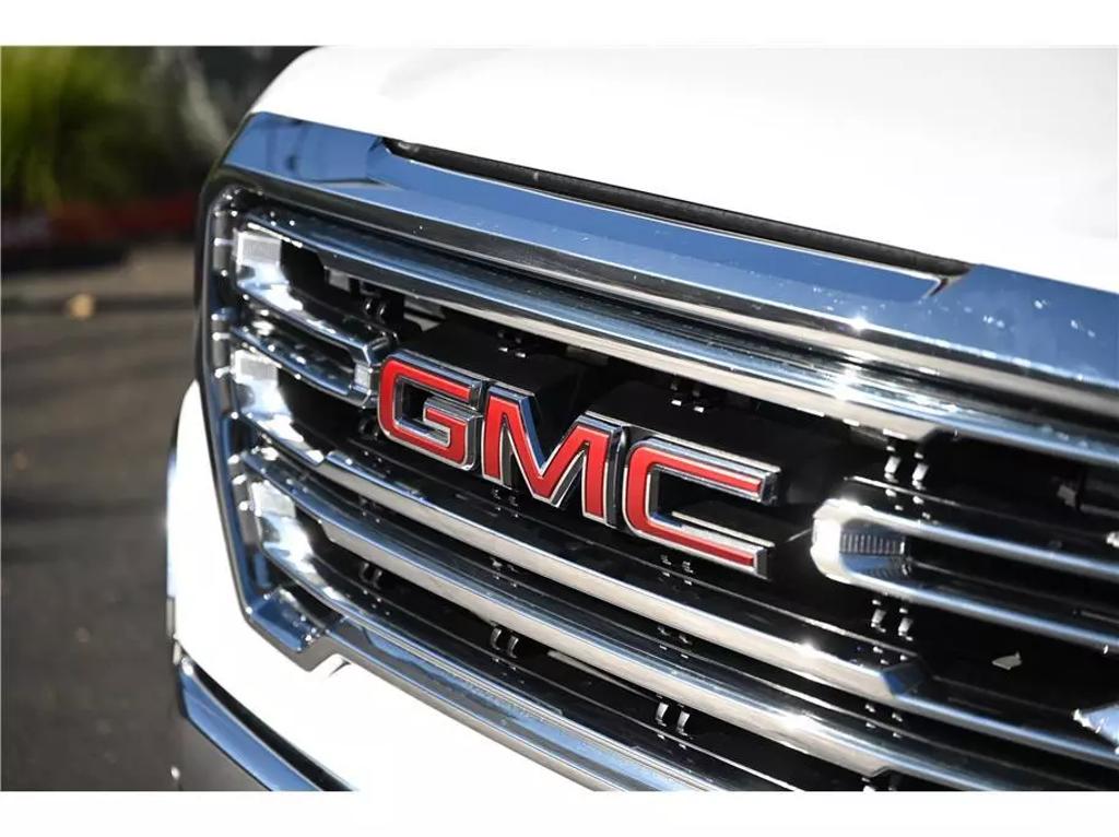 2019 GMC Sierra 1500 SLT photo 9