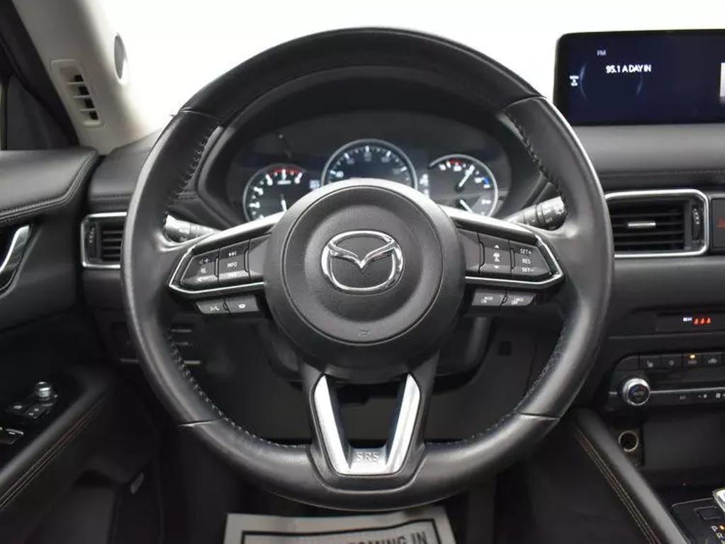 2023 Mazda CX-5 S Premium package photo 21