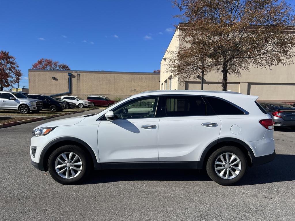 2018 Kia Sorento LX photo 3