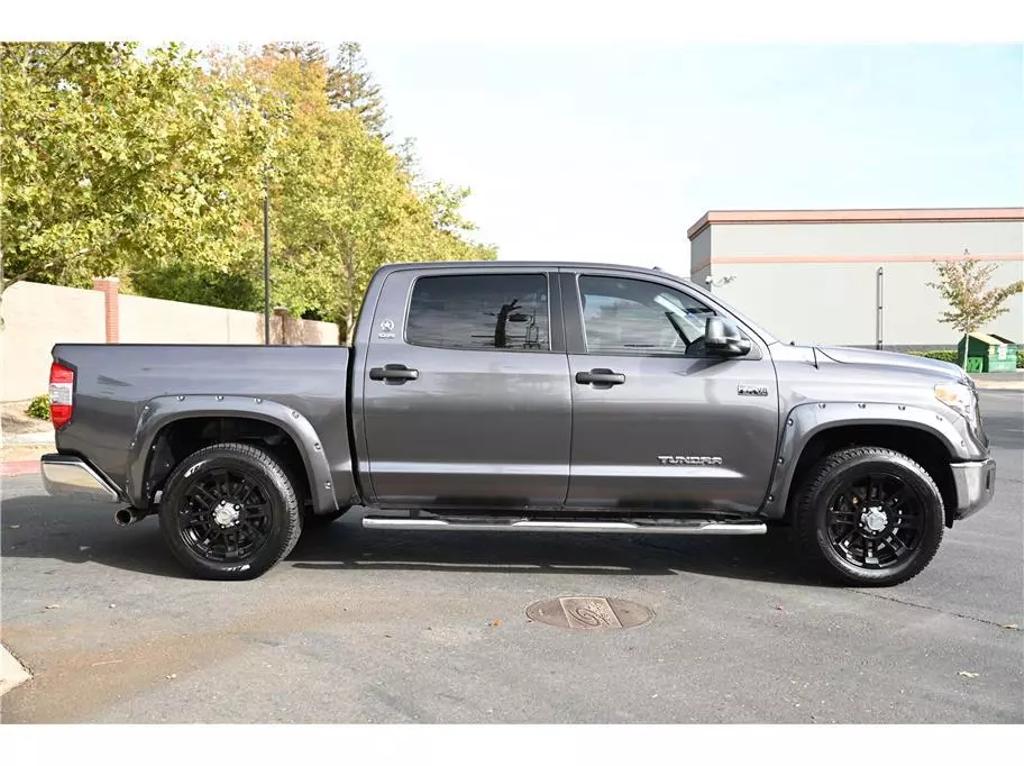 2014 Toyota Tundra SR5 photo 8