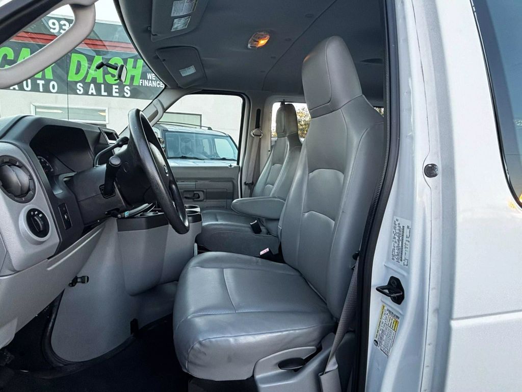 2011 FORD E350 SUPER DUTY PASSENGER PASSENGER V8, 5.4 LITER XLT EXTENDED VAN 3D