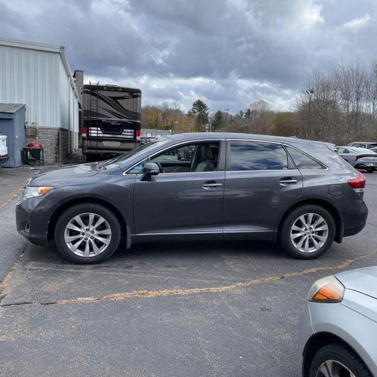 2014 Toyota Venza XLE photo 17