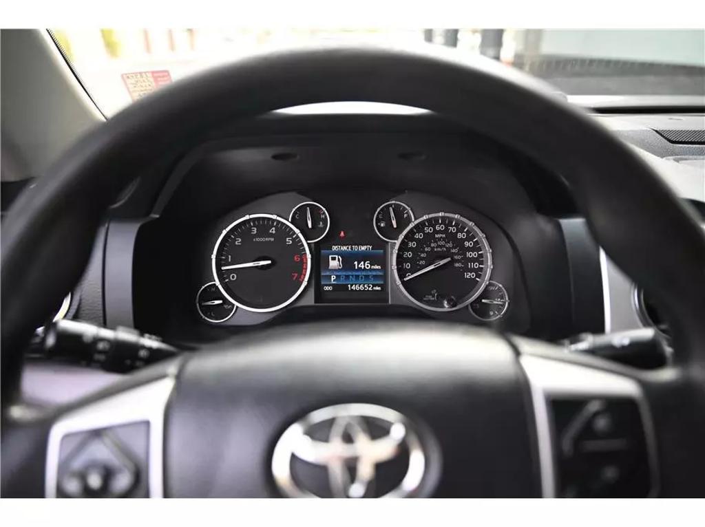 2014 Toyota Tundra SR5 photo 26