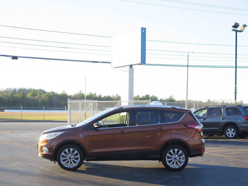 2017 Ford Escape Titanium photo 4