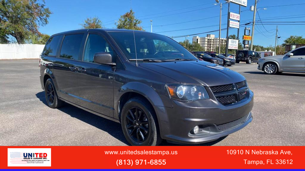 Dodge Grand Caravan's photo