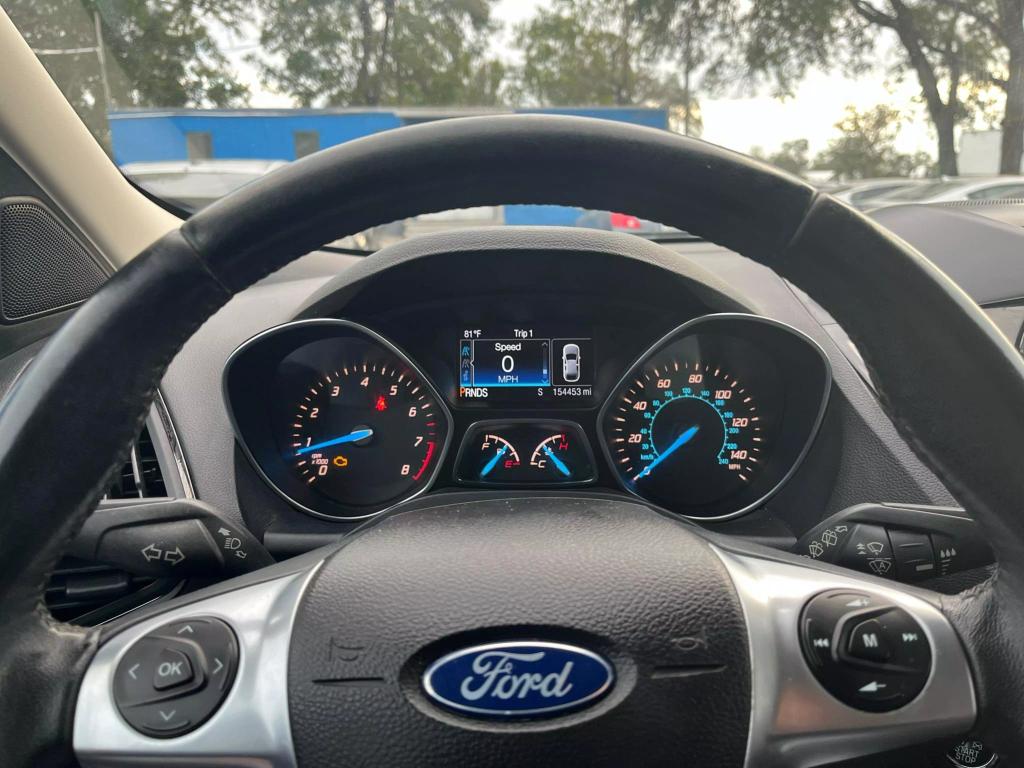 2014 Ford Escape Titanium photo 17