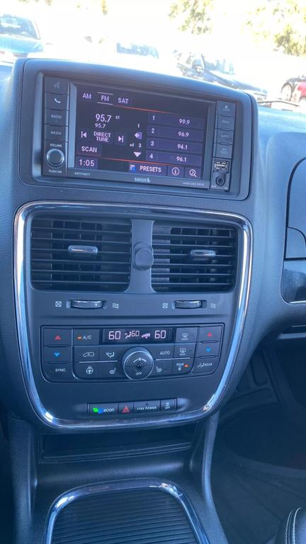 2019 Dodge Grand Caravan SXT photo 24