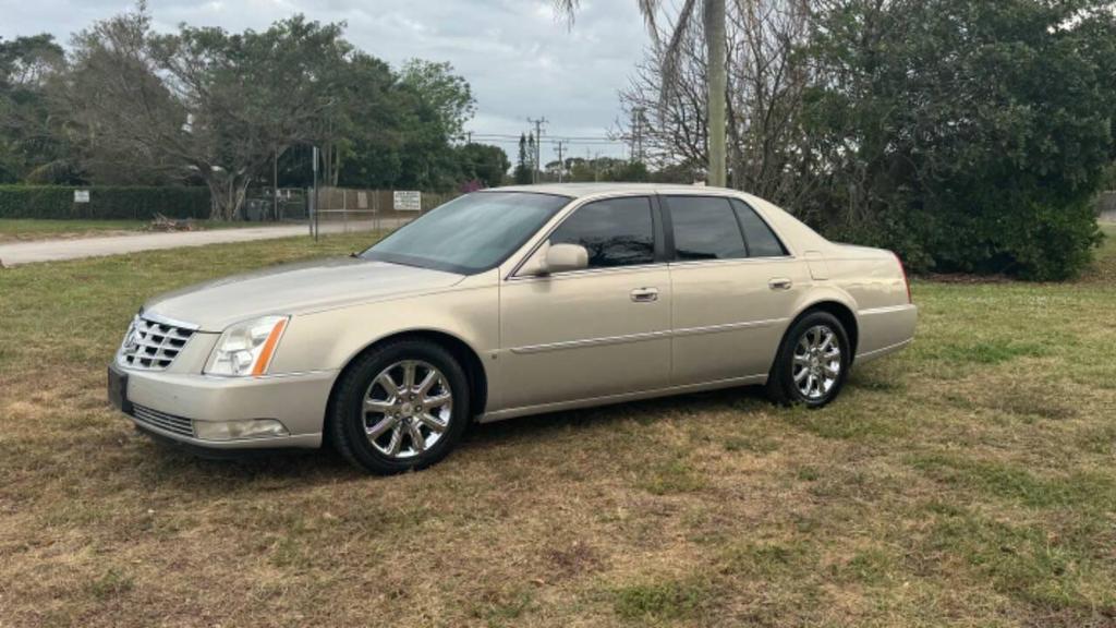 Used 2009 Cadillac DTS 1SC with VIN 1G6KD57Y99U114691 for sale in West Palm Beach, FL