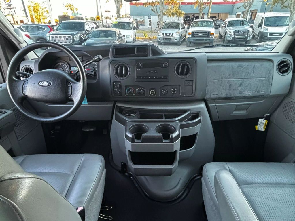 2011 FORD E350 SUPER DUTY PASSENGER PASSENGER V8, 5.4 LITER XLT EXTENDED VAN 3D