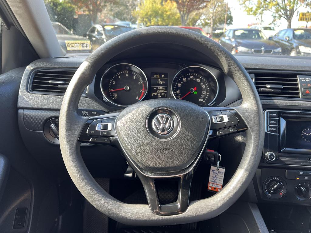 2016 Volkswagen Jetta S photo 21