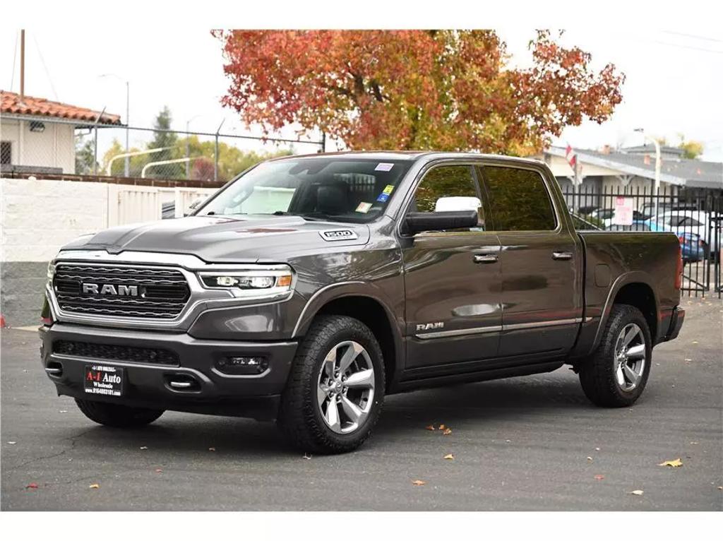 2019 RAM Ram 1500 Pickup Limited photo 3