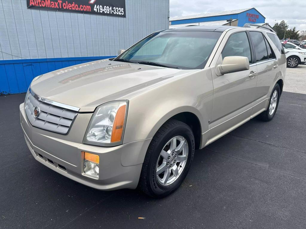 2008 Cadillac SRX Base photo 2