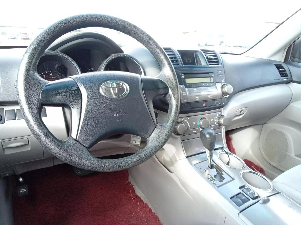 2008 Toyota Highlander Base photo 16