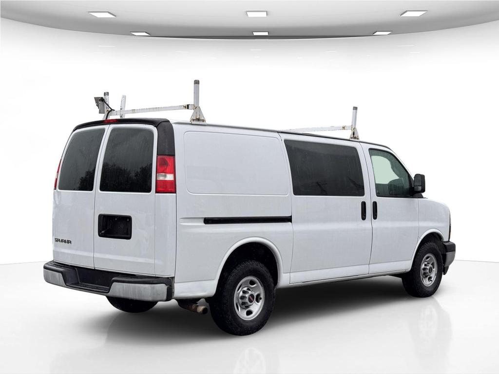 2018 GMC Savana Cargo Work Van photo 4