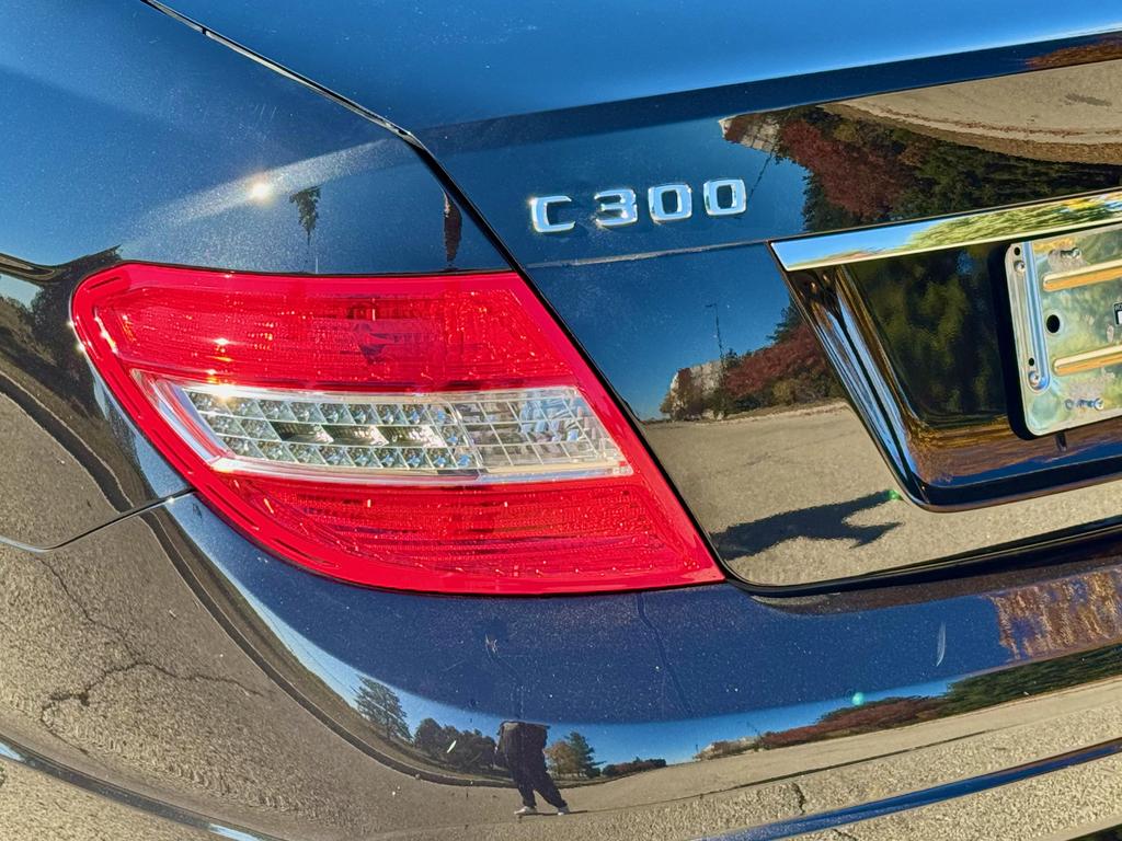 2008 Mercedes-Benz C-Class null photo 7