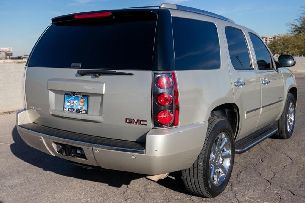 2014 GMC Yukon Denali photo 5