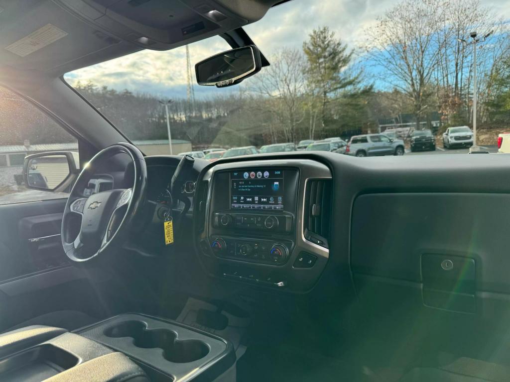 2018 Chevrolet Silverado 1500 LT photo 28