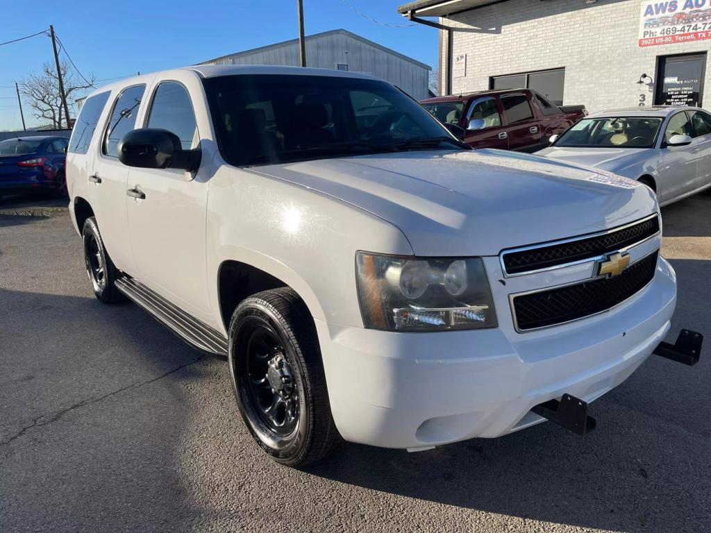 Chevrolet Tahoe's photo