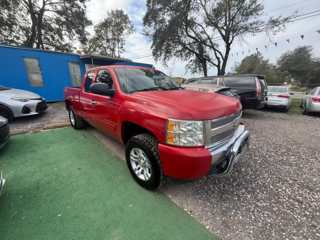 2007 Chevrolet Silverado 1500 null photo 4