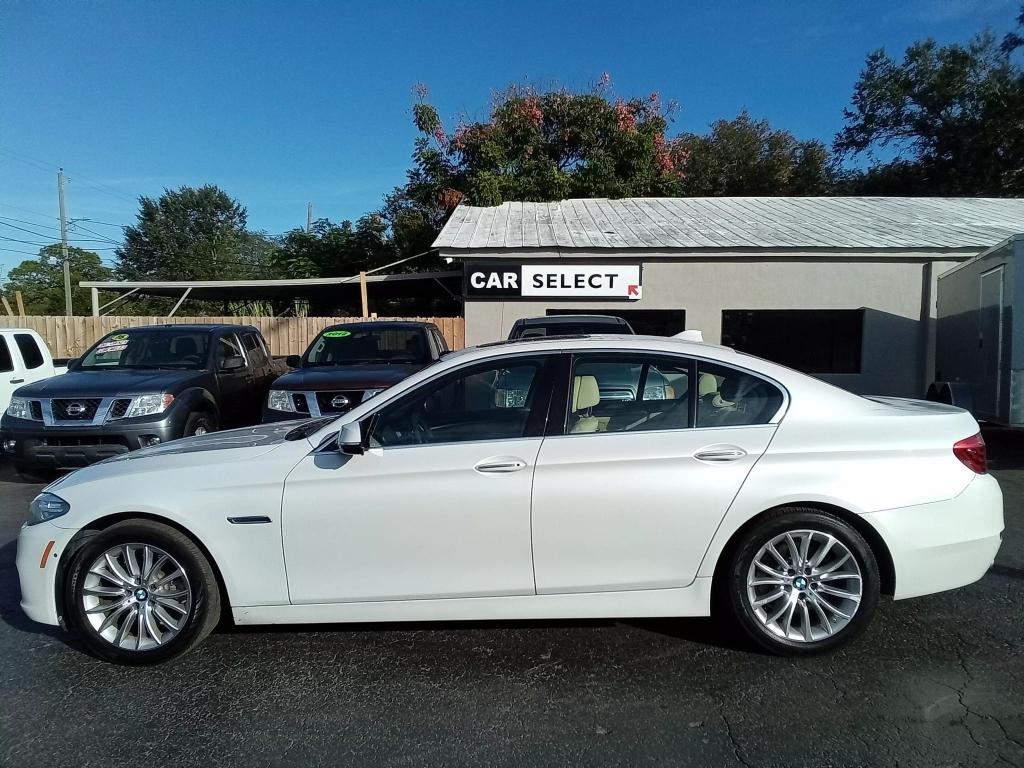 2016 BMW 5 Series 528i photo 8