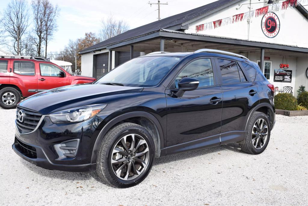 Mazda CX-5's photo