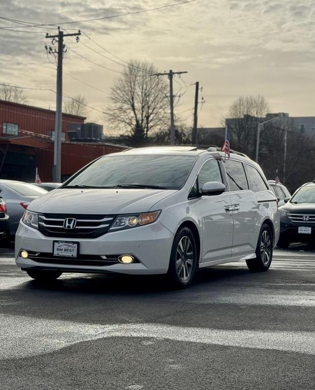 2016 Honda Odyssey Touring photo 7