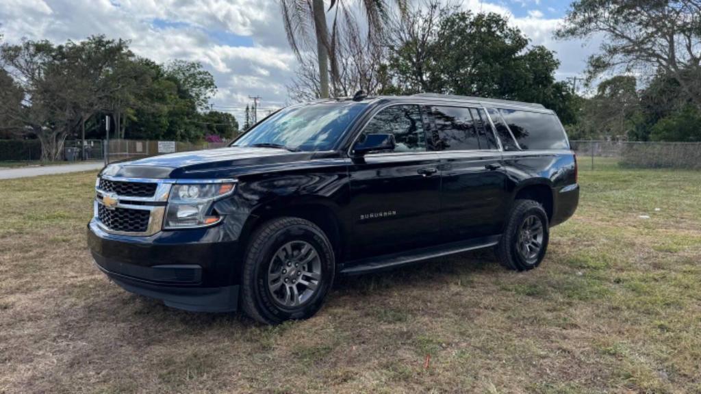 Used 2018 Chevrolet Suburban LT with VIN 1GNSCHKC8JR346520 for sale in West Palm Beach, FL