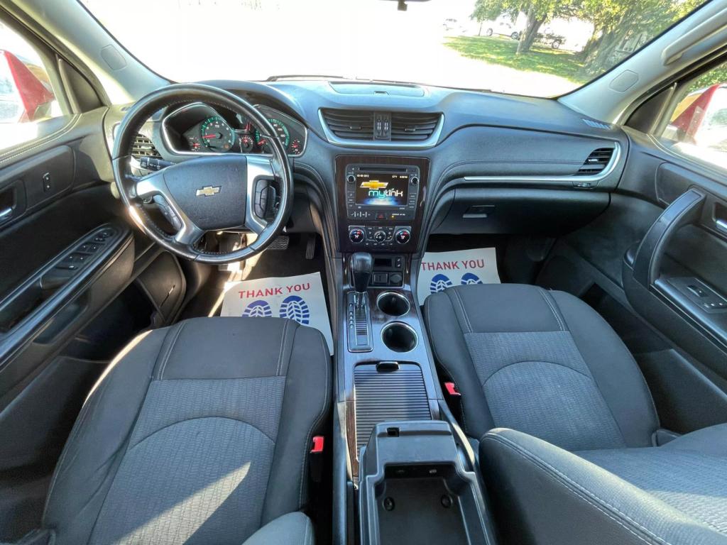 2016 Chevrolet Traverse 1LT photo 9