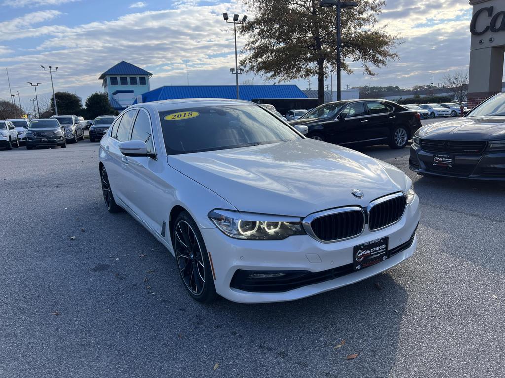 2018 BMW 5 Series 530i photo 4