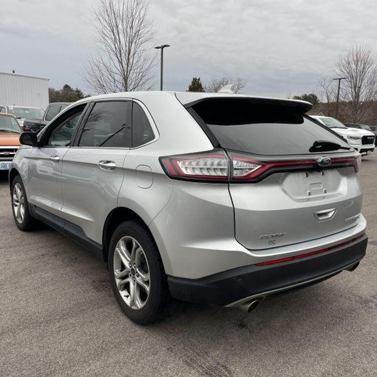 2018 Ford Edge Titanium photo 29