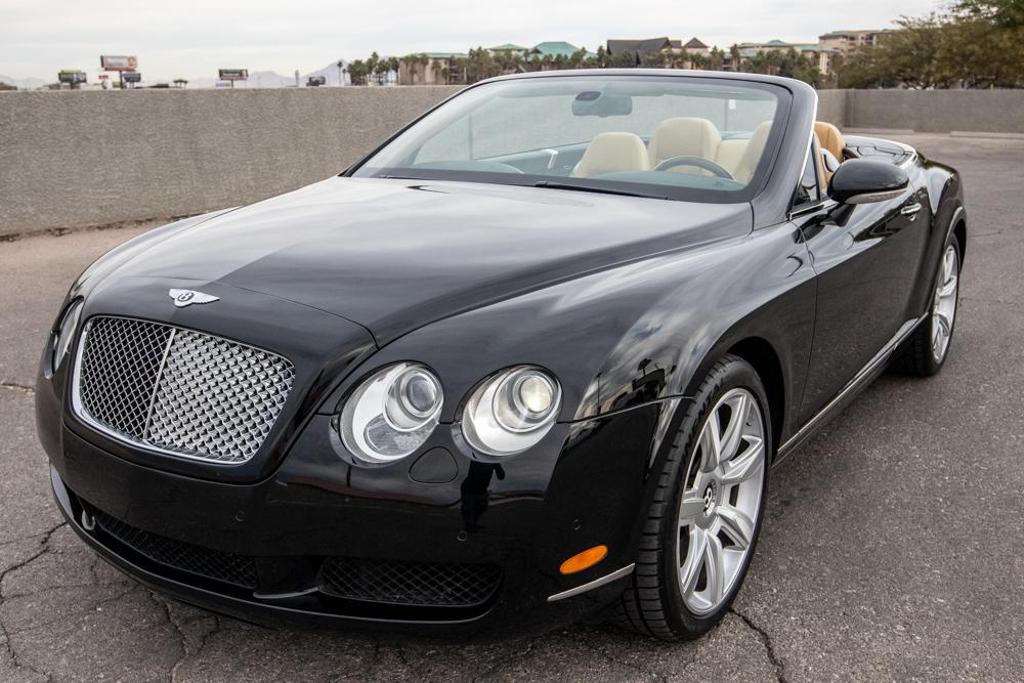 Bentley Continental GTC's photo