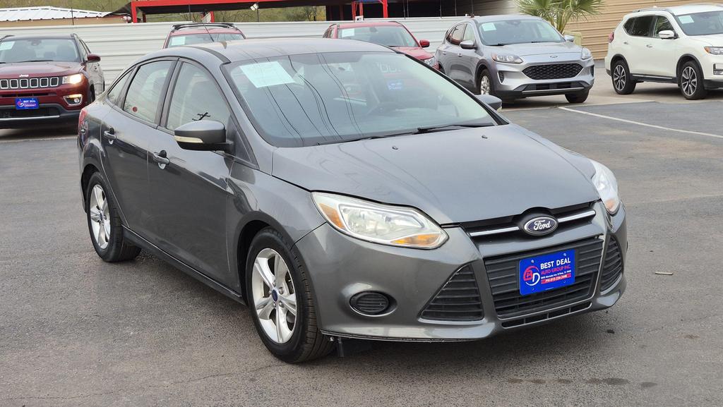 2014 Ford Focus SE photo 8