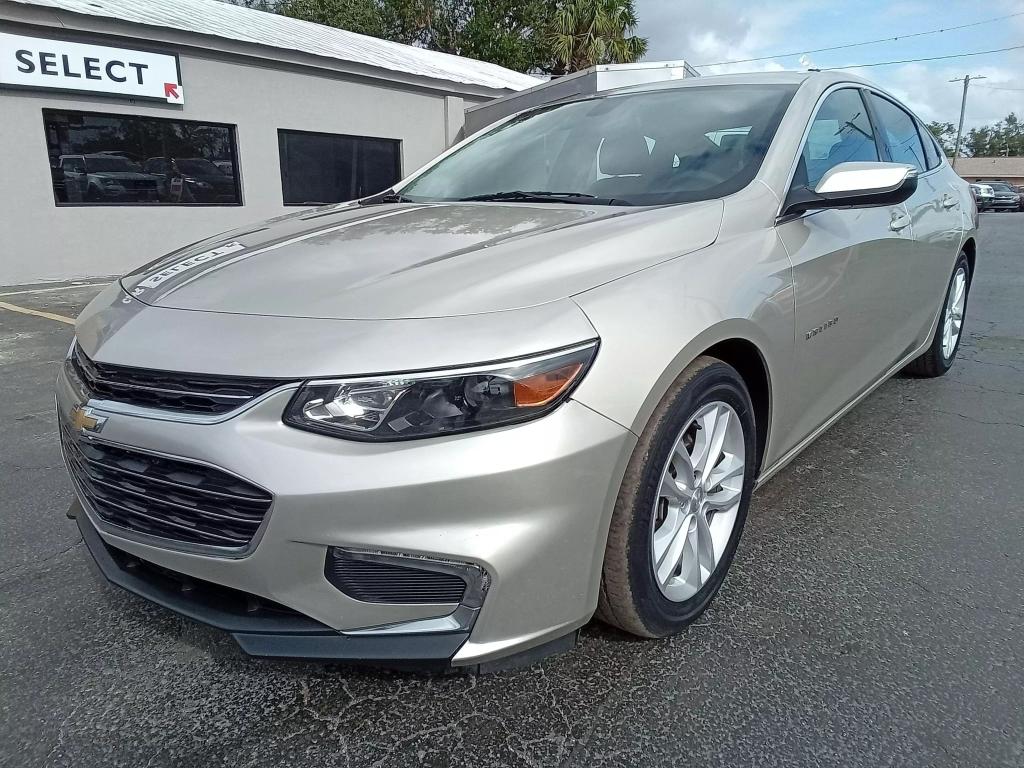 2016 Chevrolet Malibu 1LT photo 2