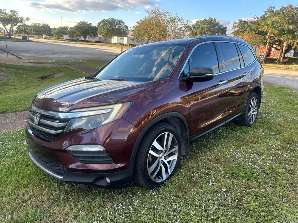 2016 Honda Pilot Touring photo 3