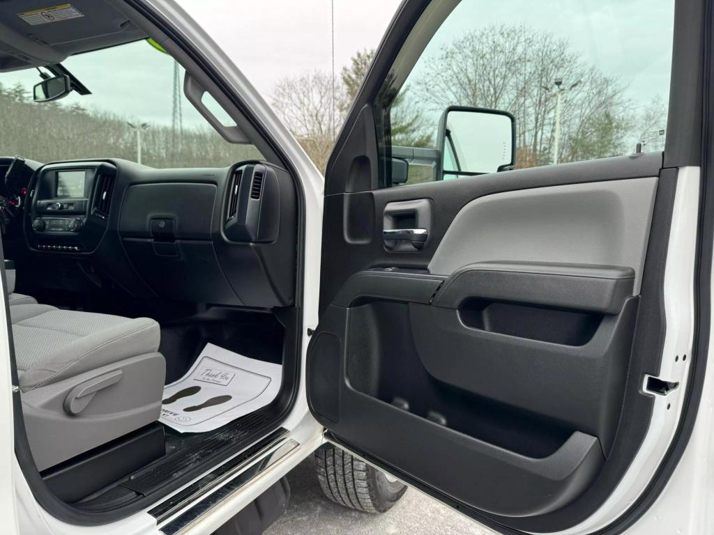 2019 GMC Sierra 3500HD Base photo 25