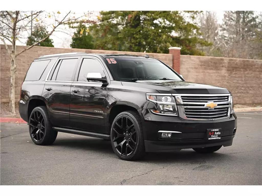 Chevrolet Tahoe's photo