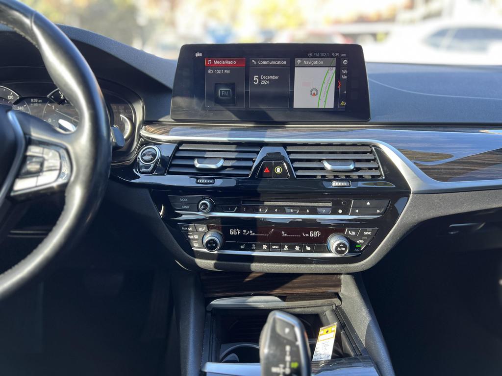 2018 BMW 5 Series 530i photo 32