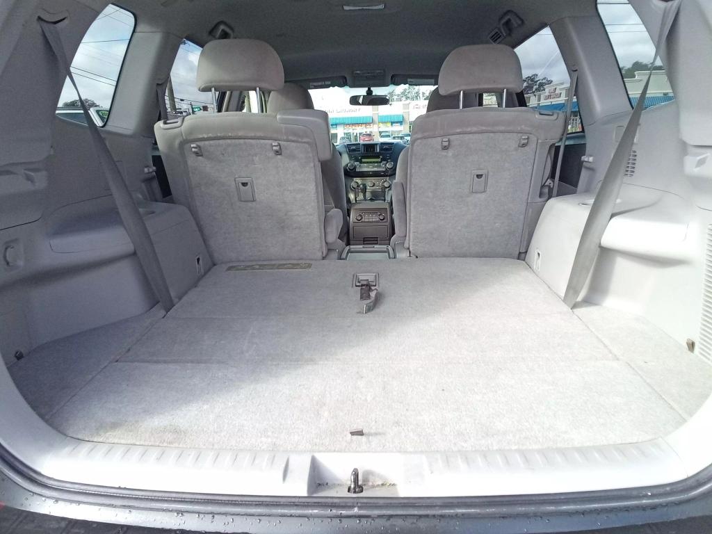 2008 Toyota Highlander Base photo 23