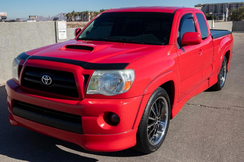 2006 Toyota Tacoma X-Runner photo 2