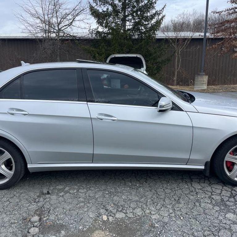 2016 Mercedes-Benz E-Class null photo 20