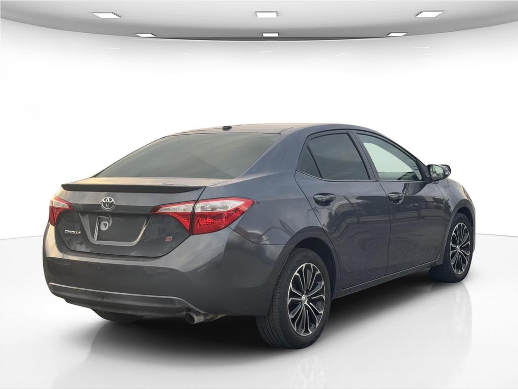 2015 Toyota Corolla L photo 4