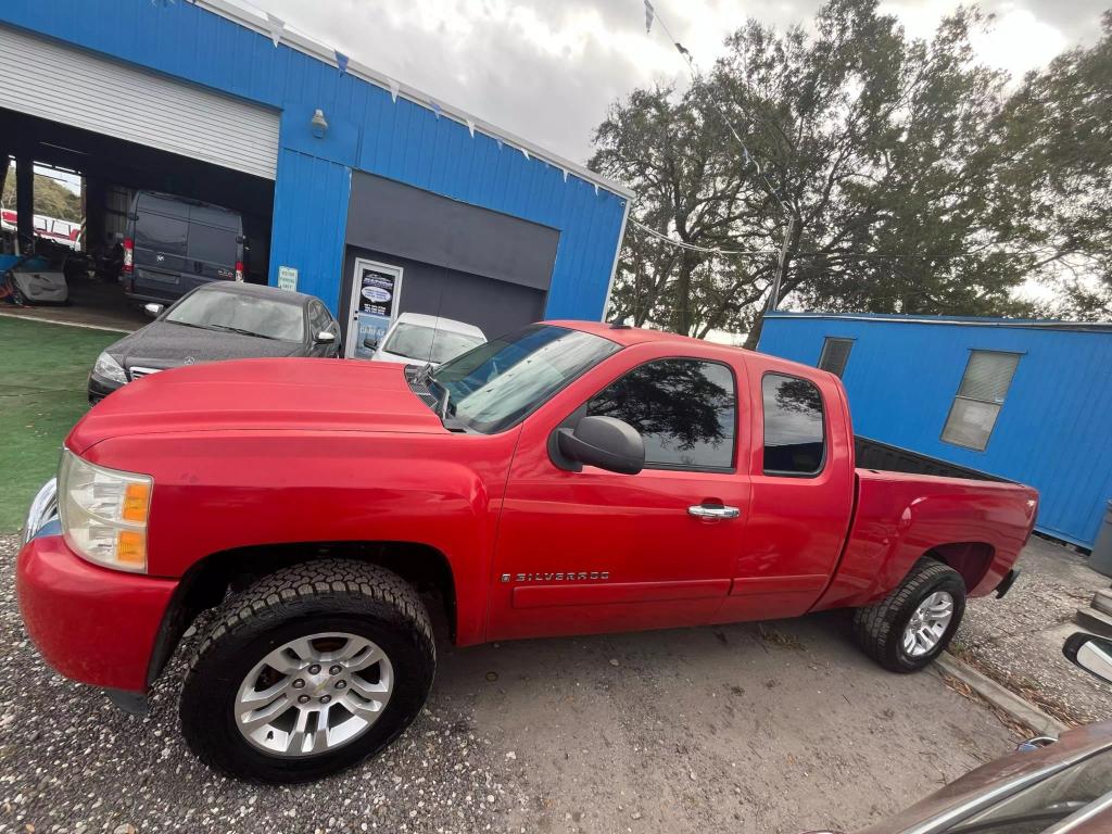 2007 Chevrolet Silverado 1500 null photo 10