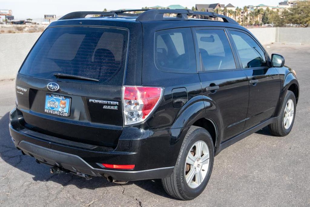 2010 Subaru Forester X photo 5