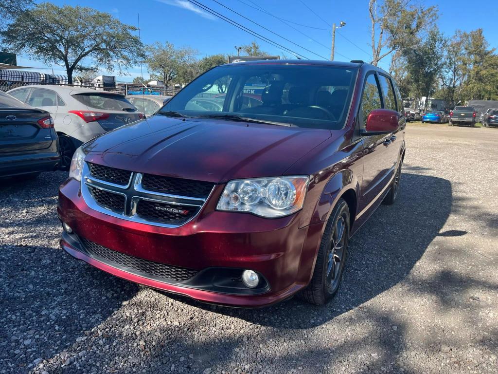 Dodge Grand Caravan's photo